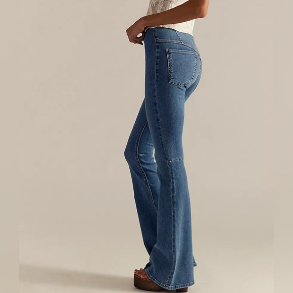 Free People ‘We The Free’ Penny Pull-On Flare Jeans in Color: Goodie Goodie - Picture 1 of 15